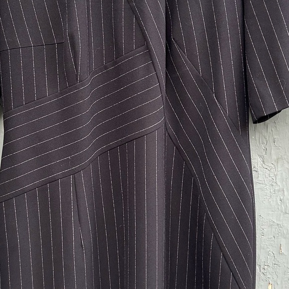 Boss Hugo Boss Pinstripe Shift, size 12 - Picture 4 of 11